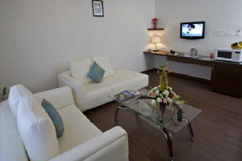 Oyster Suites Hyderabad Exteriör bild