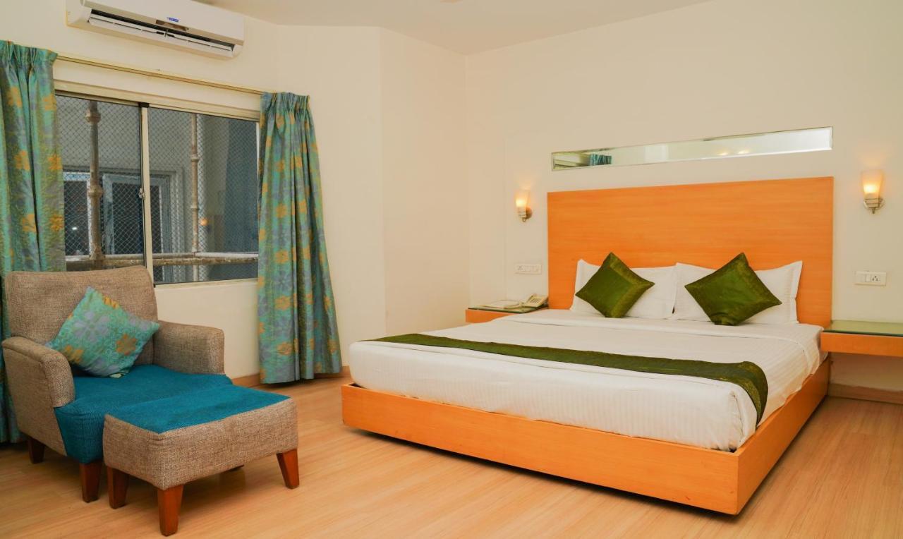 Oyster Suites Hyderabad Exteriör bild